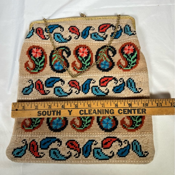 Vintage Needlepoint Tapestry Paisley Motif Shoulder Clutch Handbag Purse - Picture 13 of 13